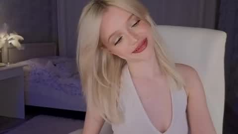 Snapshot of i__am_joss chatting on 04/14/26, 09:10 Joselle online show from 04/14/26, 09:10