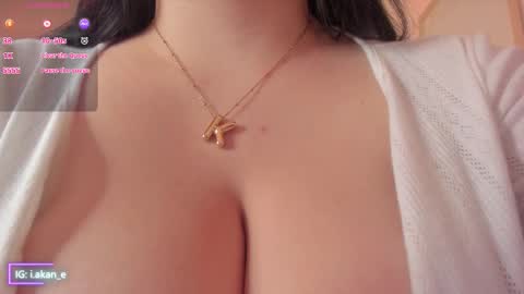 Snapshot of i_akane chatting on 11/14/25, 11:53 Akane online show from 11/14/25, 11:53