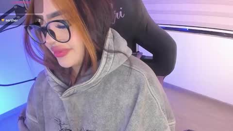 Snapshot of i_am_ari chatting on 11/27/25, 02:02 Ari online show from 11/27/25, 02:02