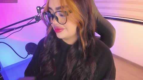 Snapshot of i_am_ari chatting on 01/14/26, 02:06 Ari online show from 01/14/26, 02:06