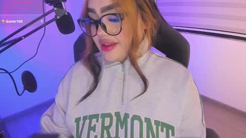 Snapshot of i_am_ari chatting on 01/18/26, 01:42 Ari online show from 01/18/26, 01:42