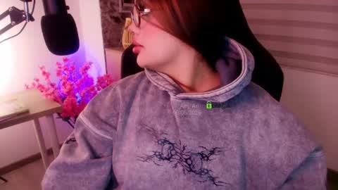 Ari online show from 06/10/26, 02:01