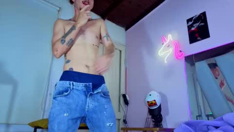 Snapshot of i_am_kelvis_ chatting on 01/09/26, 07:22 kelvis online show from 01/09/26, 07:22