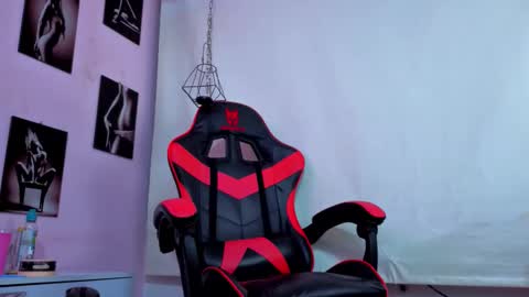 Snapshot of i_am_kelvis_ chatting on 01/16/26, 03:10 kelvis online show from 01/16/26, 03:10