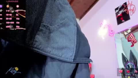 Snapshot of i_am_kelvis_ chatting on 02/24/26, 05:16 kelvis online show from 02/24/26, 05:16