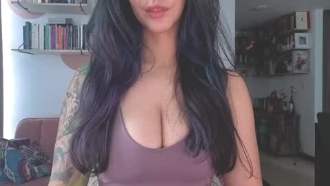 Lana Banana online show from 05/07/26, 02:33