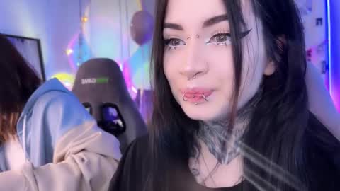 Snapshot of i_died_again chatting on 01/11/26, 11:15 Asya online show from 01/11/26, 11:15