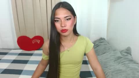 Snapshot of i_dont_bite69 chatting on 05/07/26, 01:27 25tks and HIT ME UP OR GET ONE OF MY SOCIALS online show from 05/07/26, 01:27