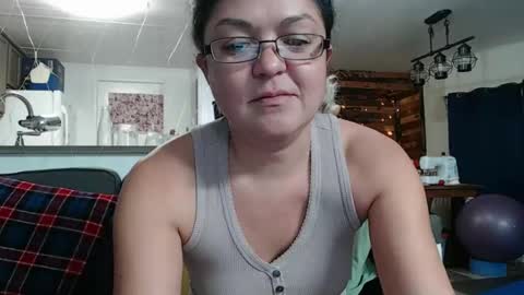 Snapshot of i_fetishize_u chatting on 01/08/25, 10:48 ShortStuff online show from 01/08/25, 10:48