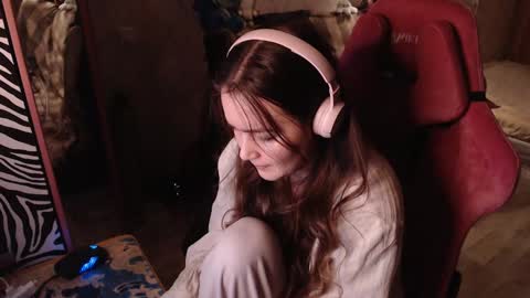 elisabeth online show from 12/19/24, 02:24