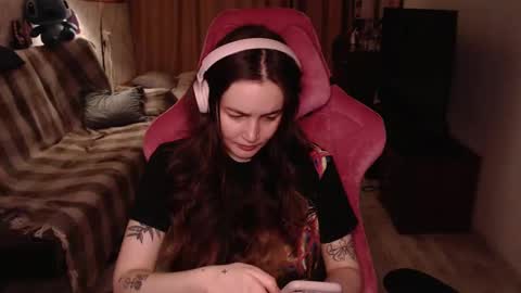 elisabeth online show from 01/16/25, 03:46