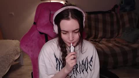 elisabeth online show from 01/31/25, 04:27