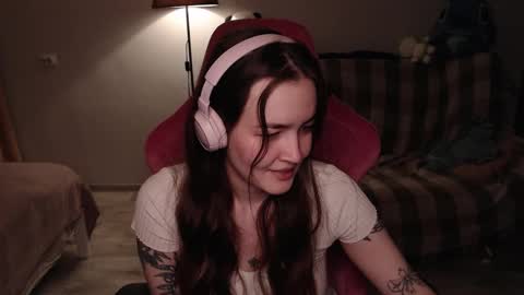 elisabeth online show from 02/13/25, 06:05