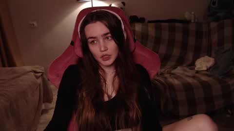 elisabeth online show from 02/15/25, 02:44