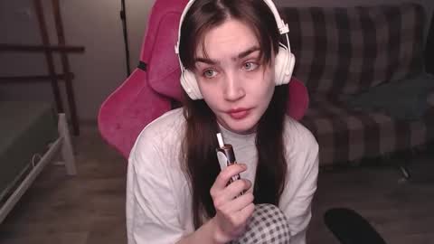 elisabeth online show from 11/08/25, 02:06