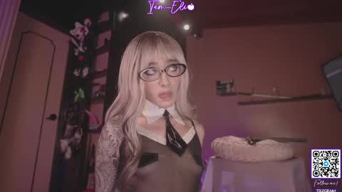 Snapshot of iam_eli chatting on 04/19/26, 12:00 online show from 04/19/26, 12:00