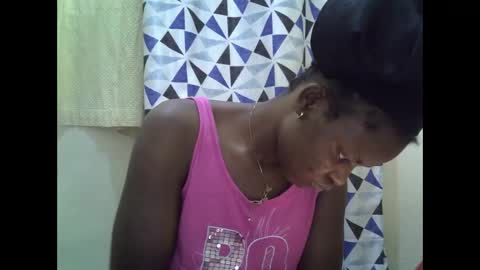 Snapshot of iam_nisa chatting on 06/08/26, 11:10 iam_nisa online show from 06/08/26, 11:10