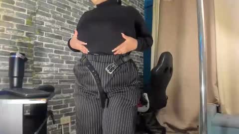 Samy   online show from 10/18/25, 11:33