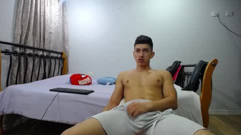 iam_yourbabyprincess_xd online show from 02/25/25, 04:46