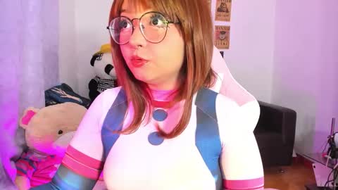 Zoe 3 online show from 09/28/25, 07:25