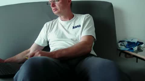 iamachim online show from 09/25/25, 04:32