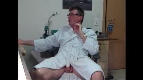 iamachim online show from 09/30/25, 06:57