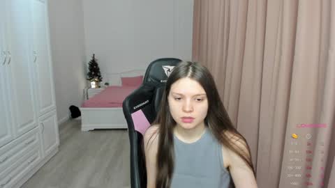 Cassie  STREAMS HERE EVERYDAY online show from 01/03/25, 05:06