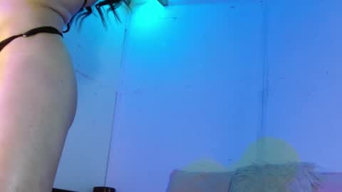 Snapshot of iamcataleya chatting on 03/31/26, 12:12 iamcataleya online show from 03/31/26, 12:12