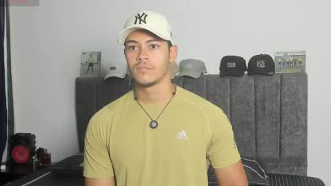 Dylan  independent model  online show from 05/02/26, 02:00