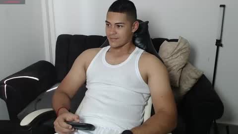 Dylan  independent model  online show from 06/18/26, 06:34