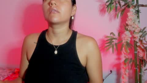 Snapshot of iamevaaa chatting on 12/12/24, 04:32 Eva online show from 12/12/24, 04:32