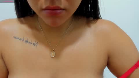 Snapshot of iamevaaa chatting on 12/15/24, 02:05 Eva online show from 12/15/24, 02:05