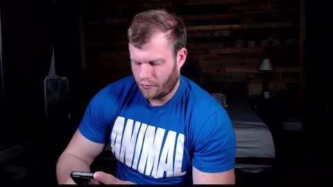 Snapshot of iamfitness1989 chatting on 03/19/26, 12:14 Mike online show from 03/19/26, 12:14