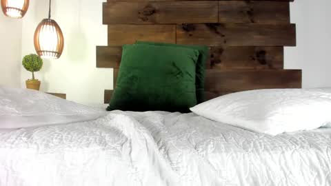 Snapshot of iamgabriela_ chatting on 03/03/25, 02:59 Gabriela online show from 03/03/25, 02:59