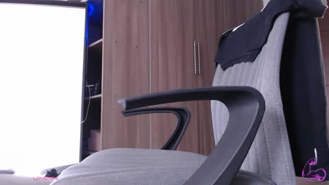  INDEPENDENT MODEL online show from 03/08/26, 08:01