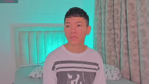 Juliiiiian online show from 01/21/25, 11:13