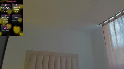 Juliiiiian online show from 11/04/25, 05:01