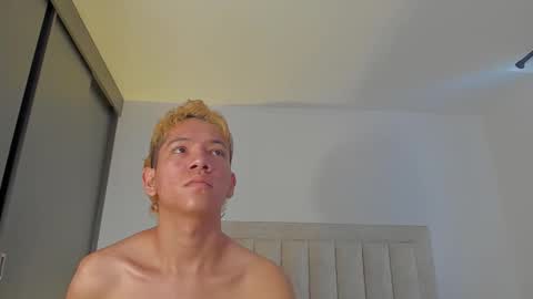 Juliiiiian online show from 11/15/25, 11:51