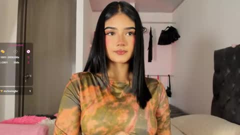 Snapshot of iamjulietaa chatting on 03/05/25, 12:27 online show from 03/05/25, 12:27