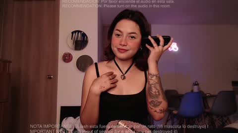 Snapshot of iamjulietaaa chatting on 12/10/24, 01:54 Julieta online show from 12/10/24, 01:54