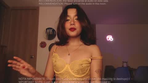 Snapshot of iamjulietaaa chatting on 12/21/24, 04:30 Julieta online show from 12/21/24, 04:30