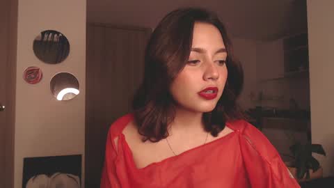 Snapshot of iamjulietaaa chatting on 01/04/25, 02:56 Julieta online show from 01/04/25, 02:56
