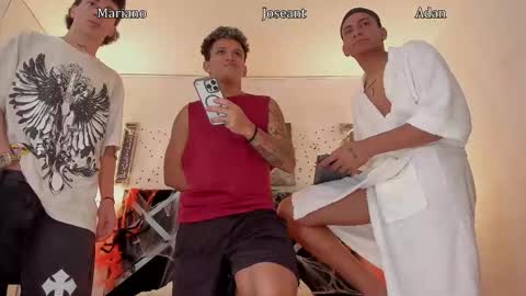 Mariano online show from 10/25/25, 06:10