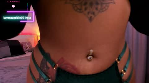 Snapshot of iammazeekiin30 chatting on 12/14/25, 11:15 Maze online show from 12/14/25, 11:15