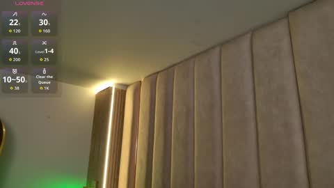 Snapshot of iamnyxy_ chatting on 05/23/26, 11:36 Nyxy online show from 05/23/26, 11:36