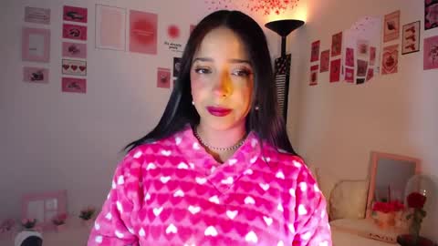 Snapshot of iamroxanne chatting on 03/29/26, 07:30 Camila online show from 03/29/26, 07:30