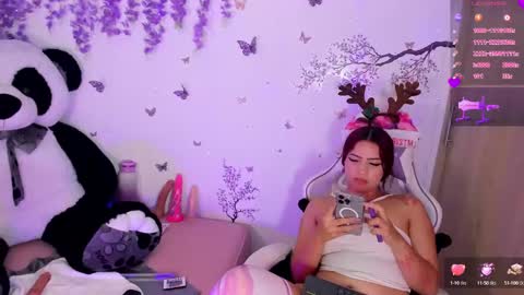 Snapshot of iamstephanie13 chatting on 12/06/24, 02:24 Steph - Online Again   - 1 DECEMBER online show from 12/06/24, 02:24