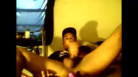 iamtheone403 online show from 09/12/25, 12:16