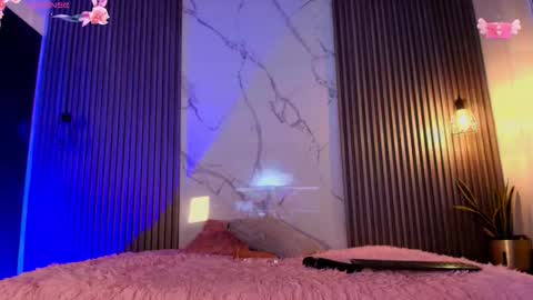 V I C T O R I A online show from 09/09/25, 07:57