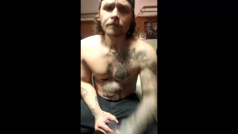 Snapshot of iamwolve chatting on 04/06/26, 11:16 iamwolve online show from 04/06/26, 11:16